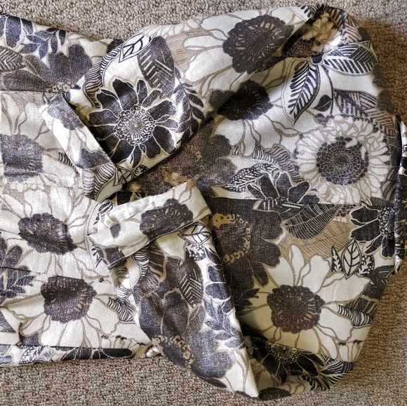 Boho Chic Floral Linen Blazer | size 6 - Picture 14 of 16